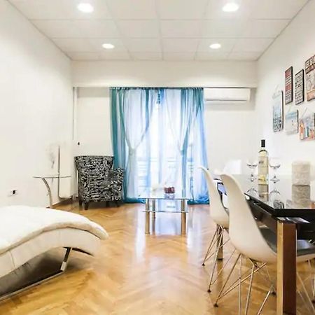 Апартаменты 4Bdr Amazing Spacious Full Apt In Plaka Афины Экстерьер фото