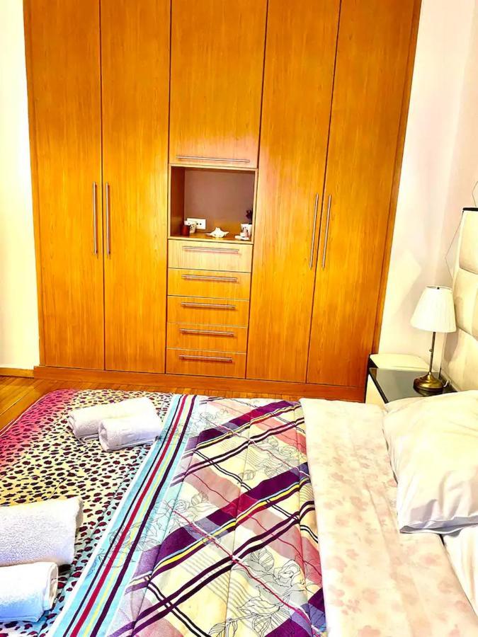 Апартаменты 4Bdr Amazing Spacious Full Apt In Plaka Афины Экстерьер фото
